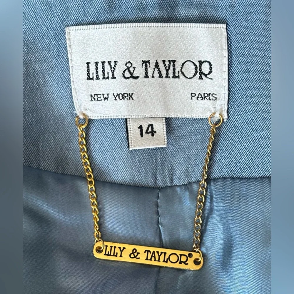 Lily & Taylor Blue Silk Wool 2pc Skirt Suit w/Floral Rosette Lace Brocade NWT 14 - Picture 9 of 16